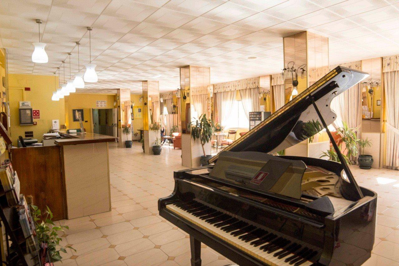 טורמולינוס Apartamentos Buensol מראה חיצוני תמונה